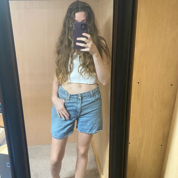 Vintage Levi Shorts - Picture 8 of 16